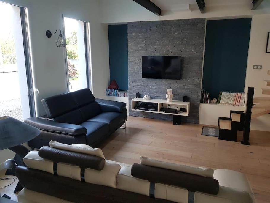 9 Pers 160 M² +Jardin- 10Mn Nantes -30Mn Mer Bouguenais Exterior foto